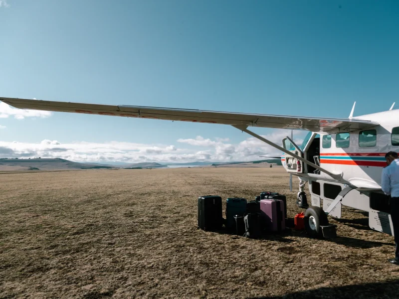 mongolia-bush-plane-luggage-grassland-airstrip-04