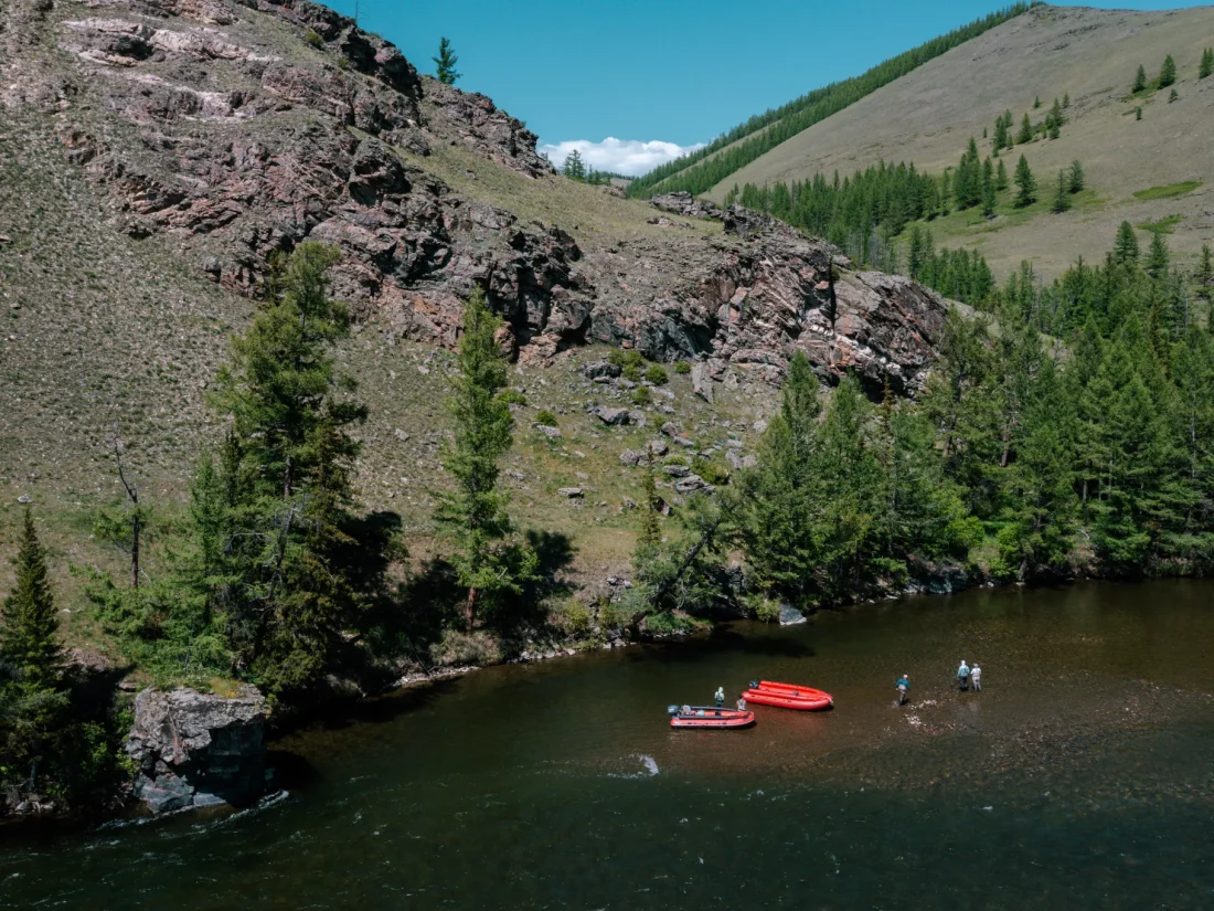 mongolia-drone-aerial-rafts-canyon-river-25